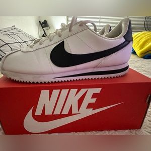 Nike Cortez worn a handful of times 6/10 condition